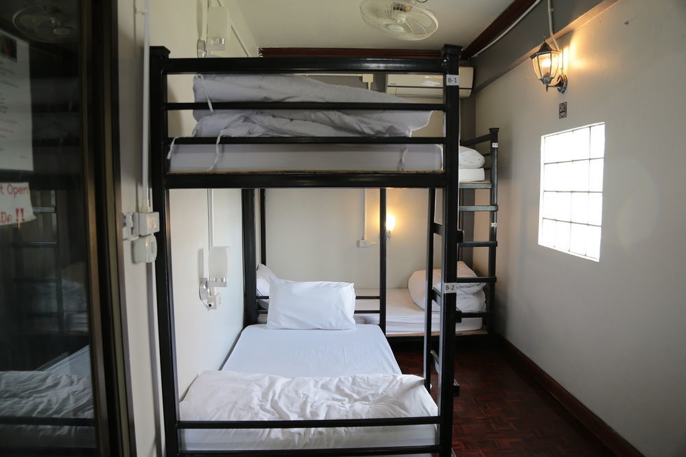 Cassette Hostel Чиангмай Екстериор снимка