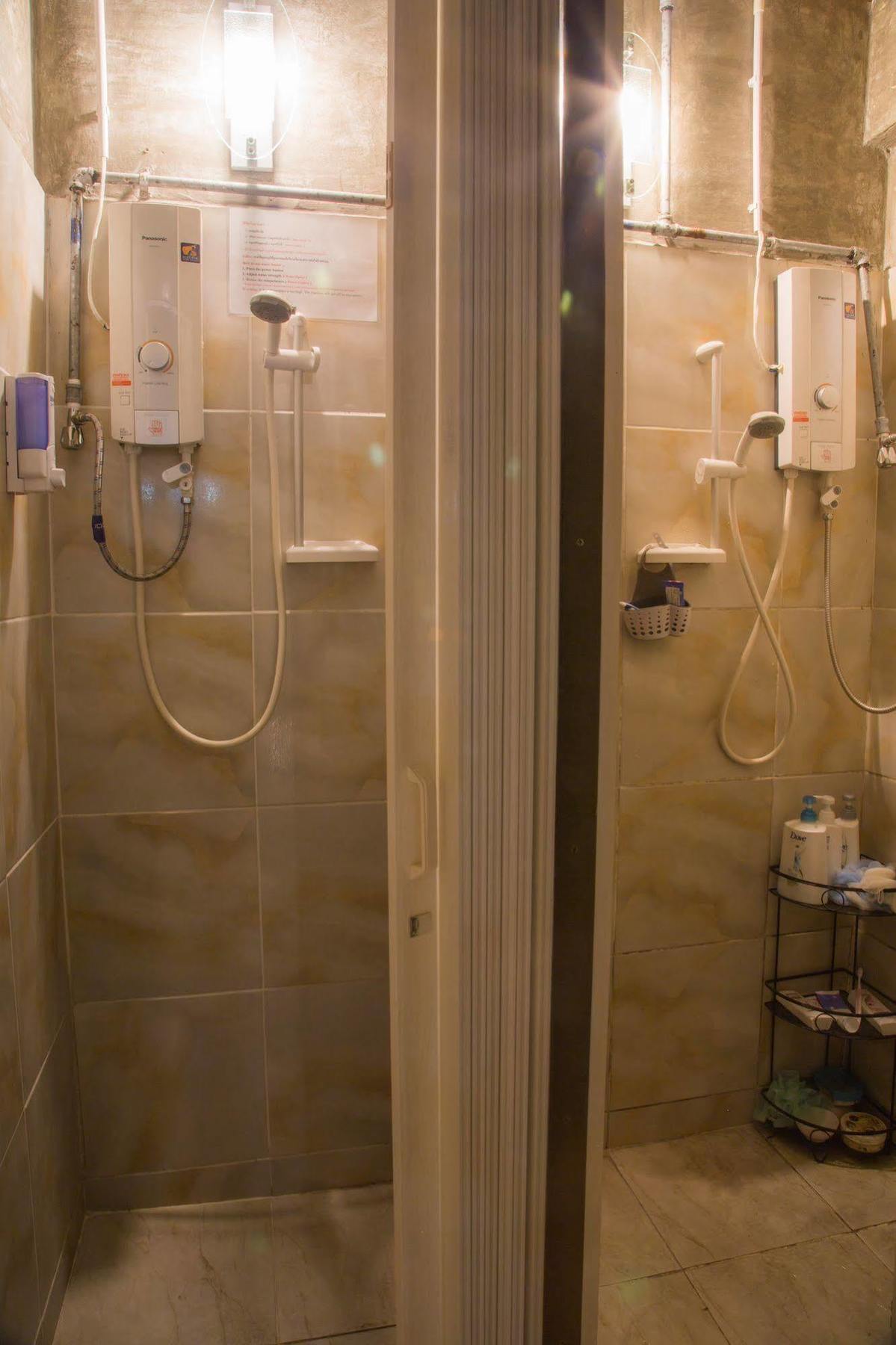 Cassette Hostel Чиангмай Екстериор снимка