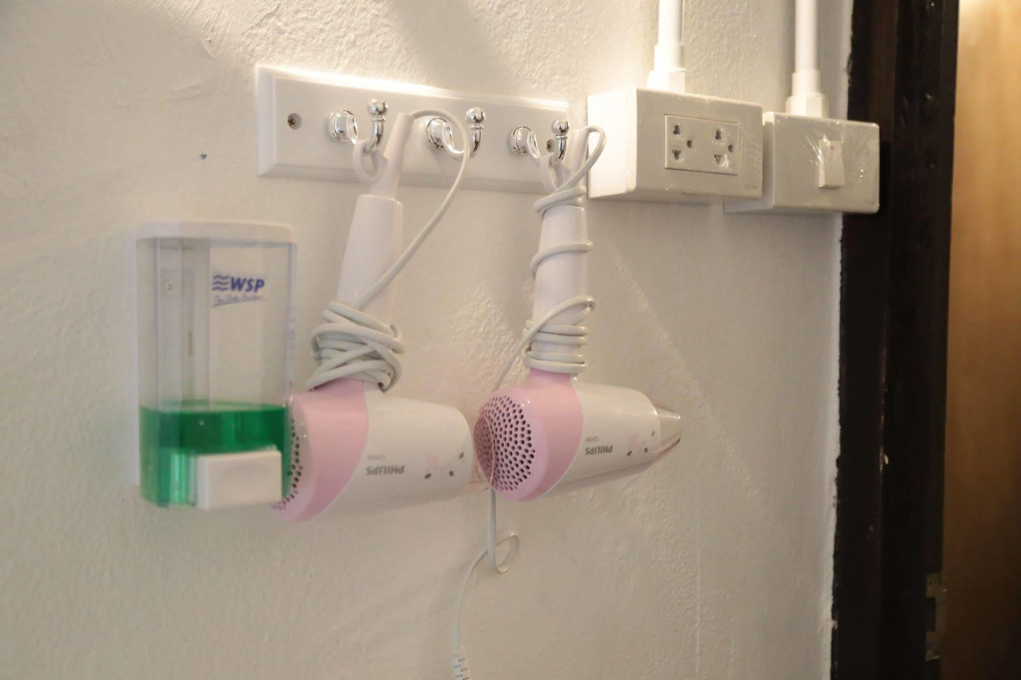 Cassette Hostel Чиангмай Екстериор снимка