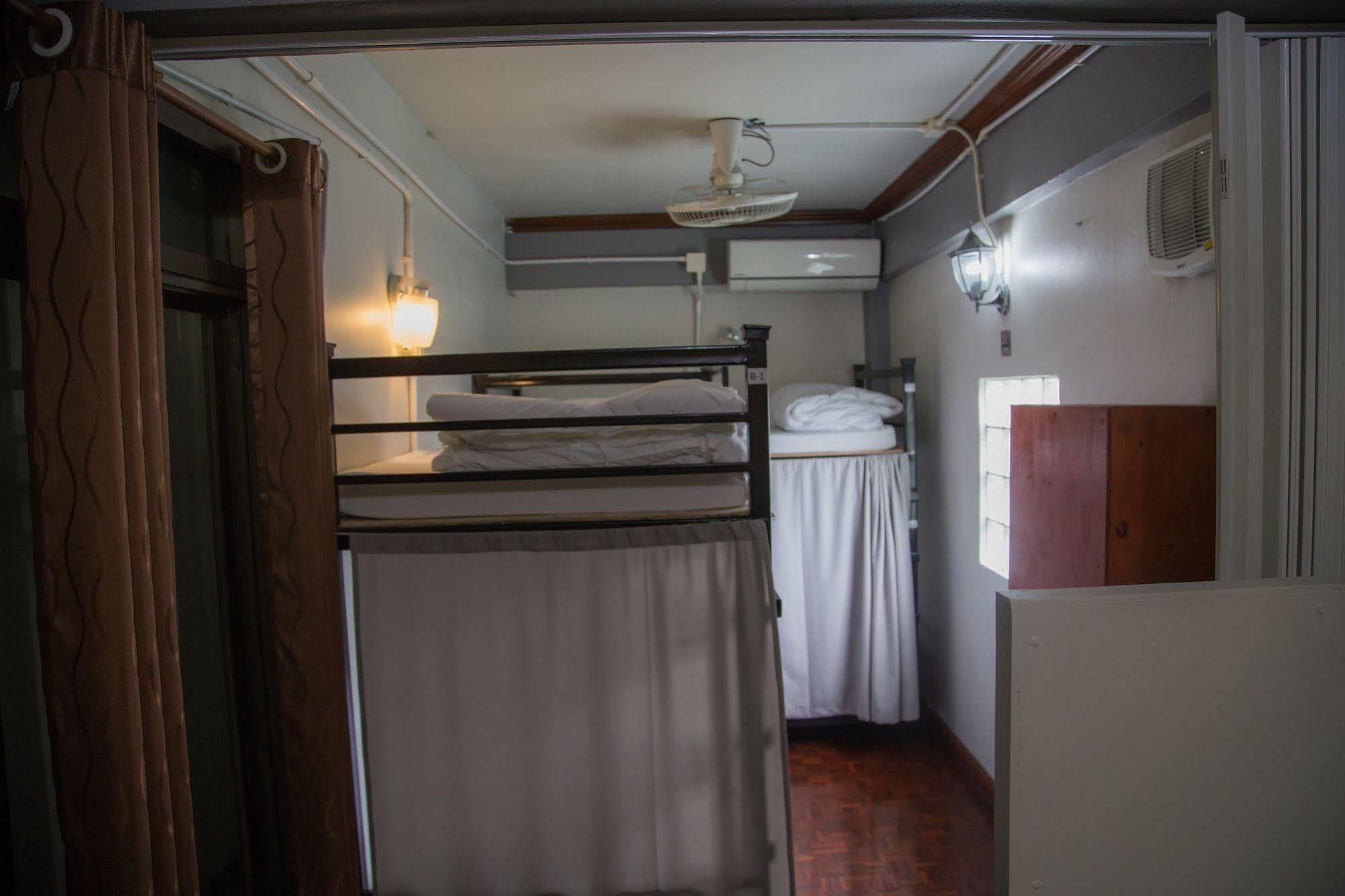 Cassette Hostel Чиангмай Екстериор снимка